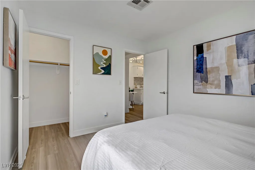5171 Lindell, Las Vegas, NV 89118