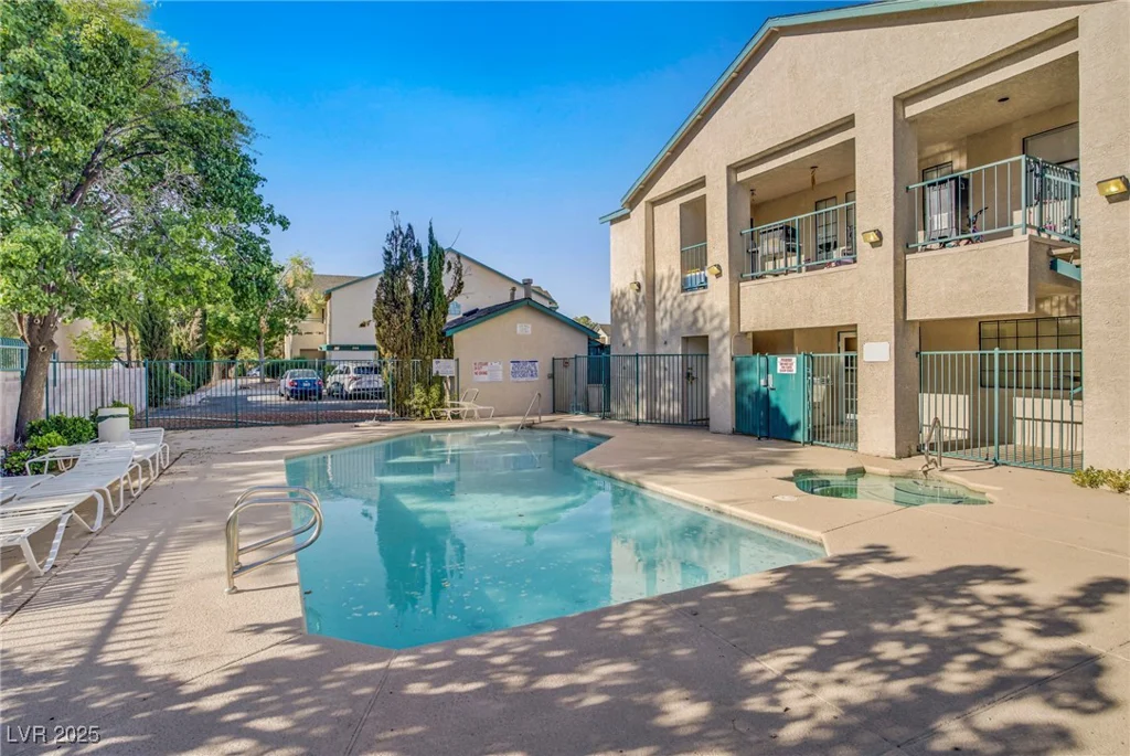 5171 Lindell, Las Vegas, NV 89118