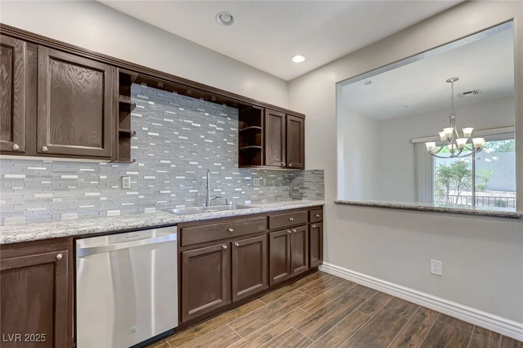 10616 Sky Meadows, Las Vegas, NV 89134