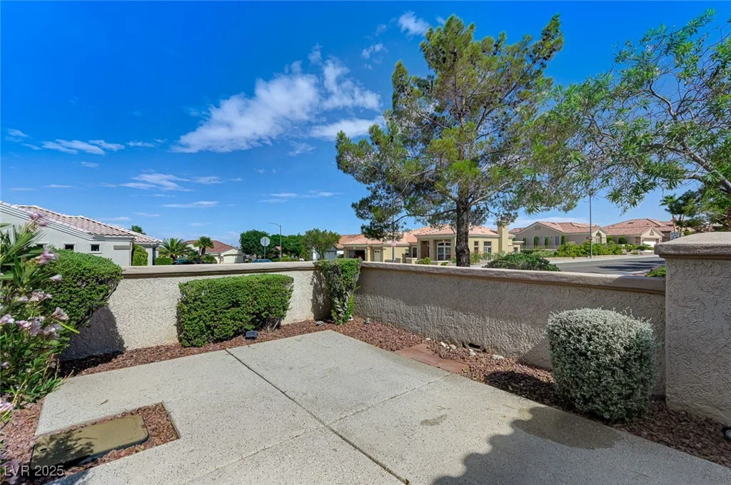 10616 Sky Meadows, Las Vegas, NV 89134