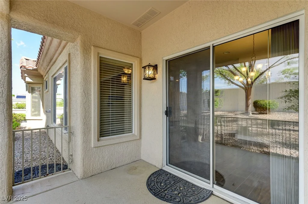 10616 Sky Meadows, Las Vegas, NV 89134