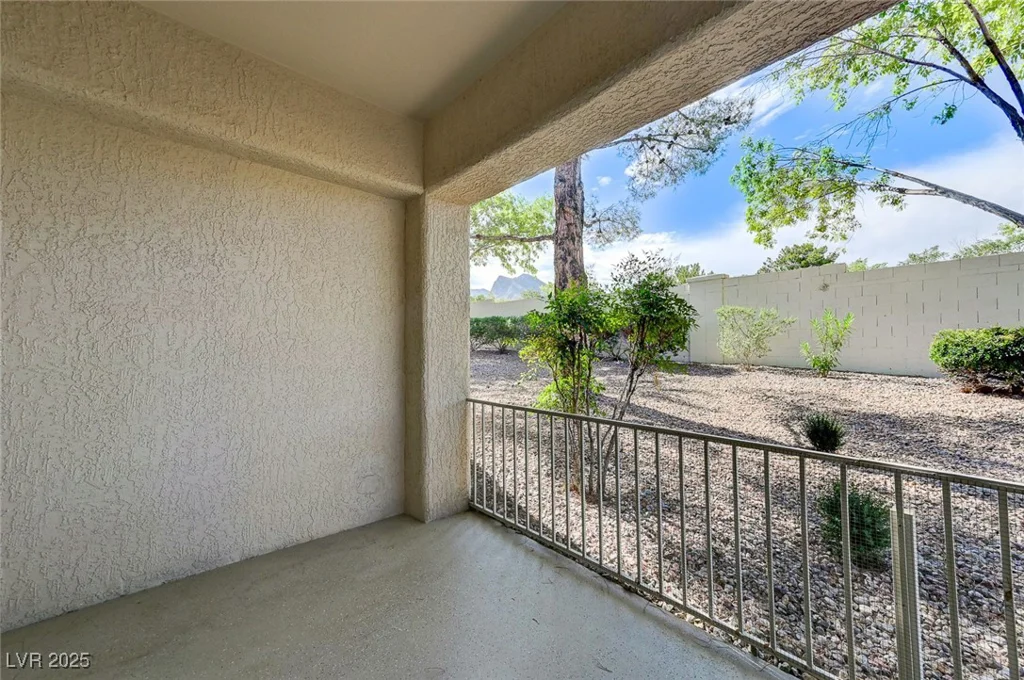 10616 Sky Meadows, Las Vegas, NV 89134