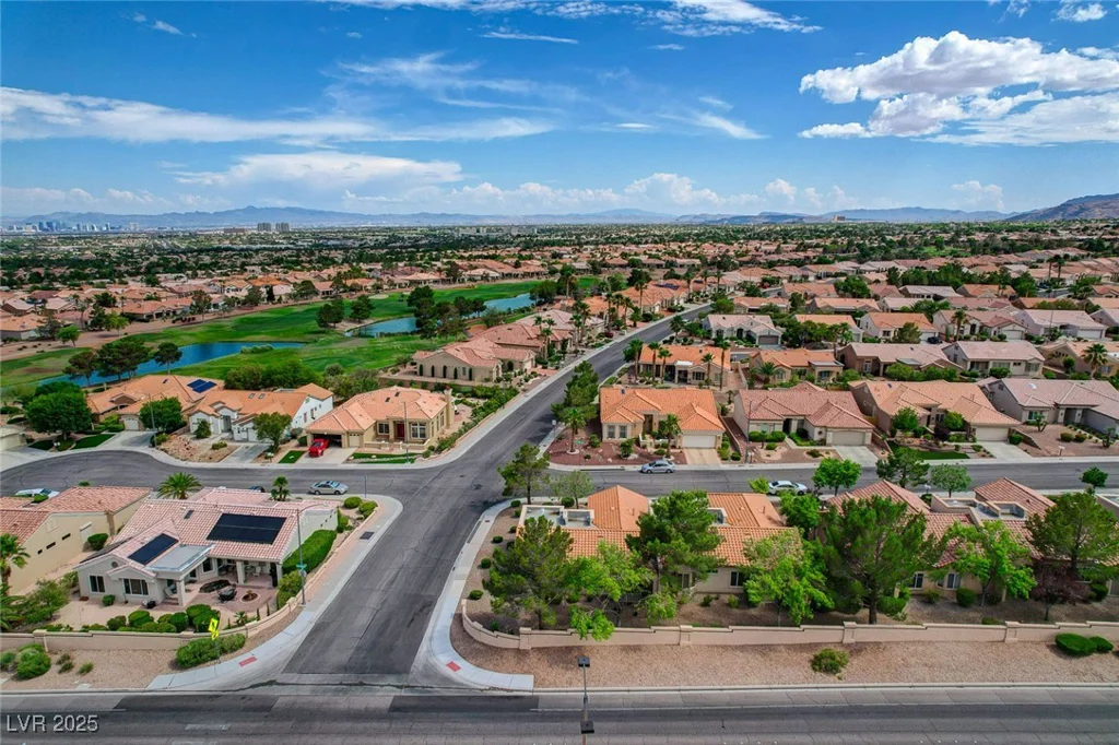 10616 Sky Meadows, Las Vegas, NV 89134