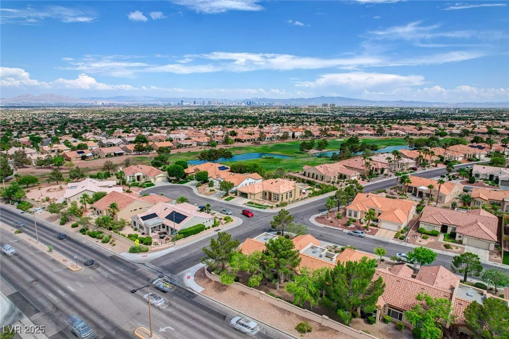 10616 Sky Meadows, Las Vegas, NV 89134