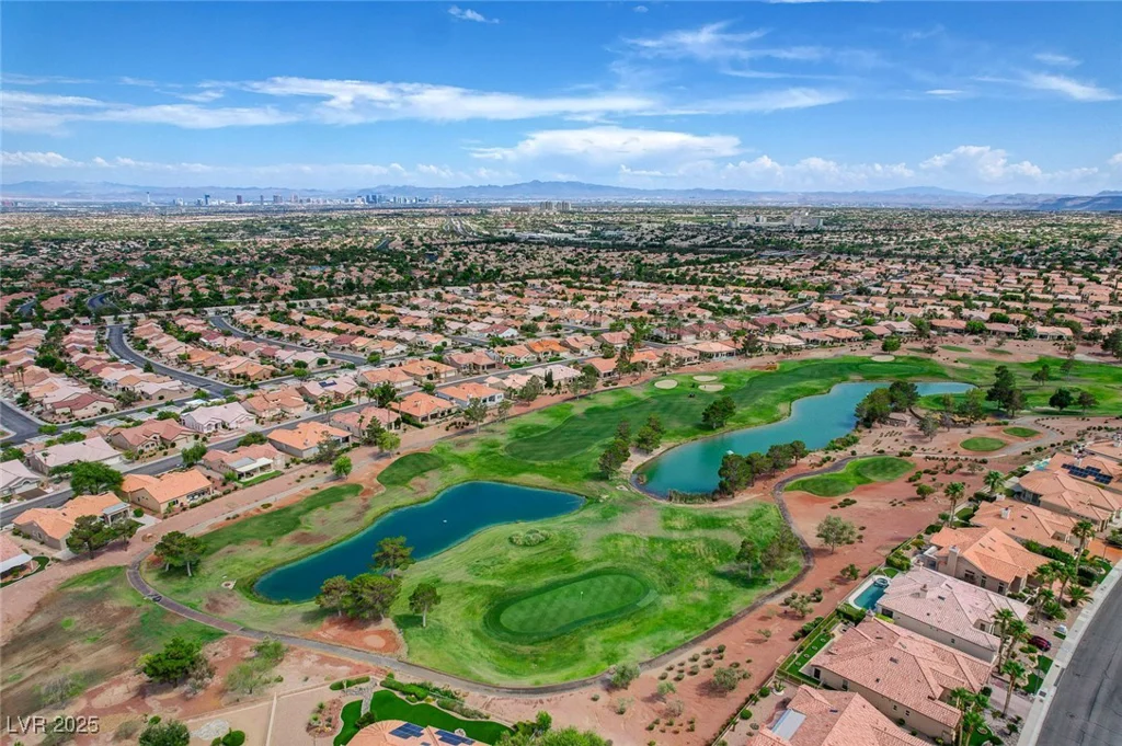 10616 Sky Meadows, Las Vegas, NV 89134