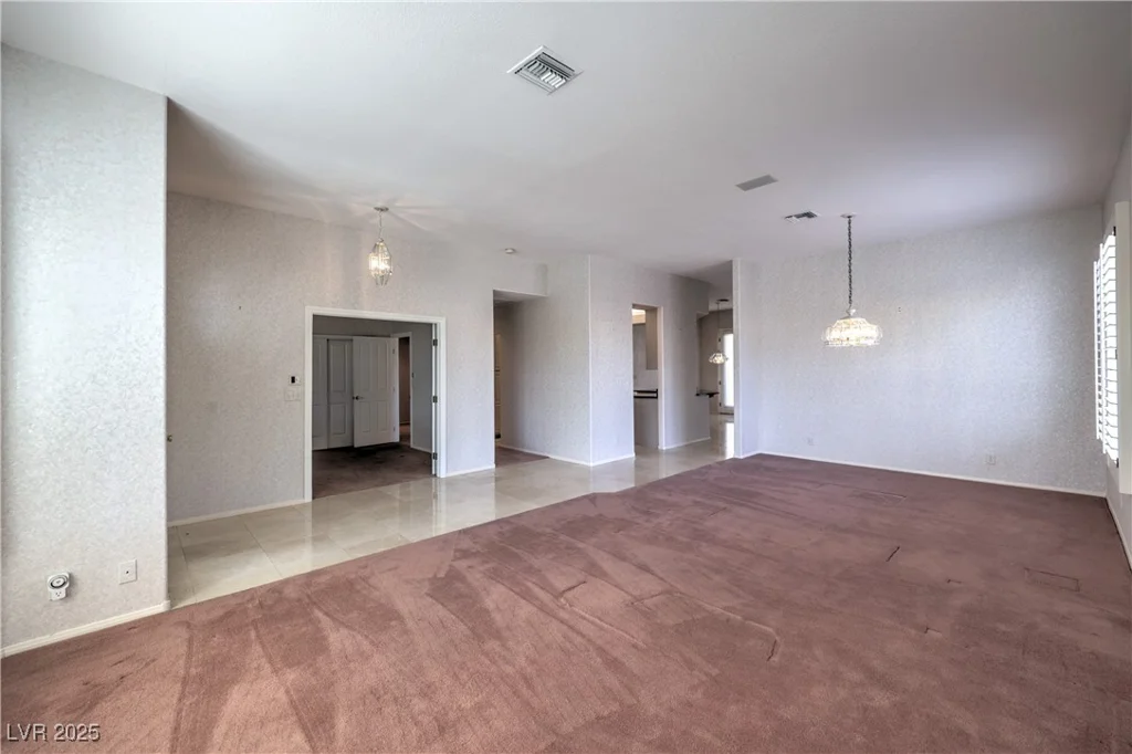 1601 Sun Ridge, Las Vegas, NV 89117