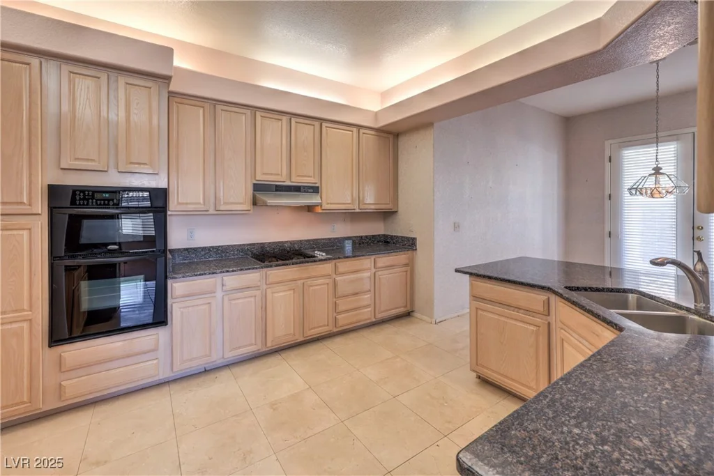 1601 Sun Ridge, Las Vegas, NV 89117
