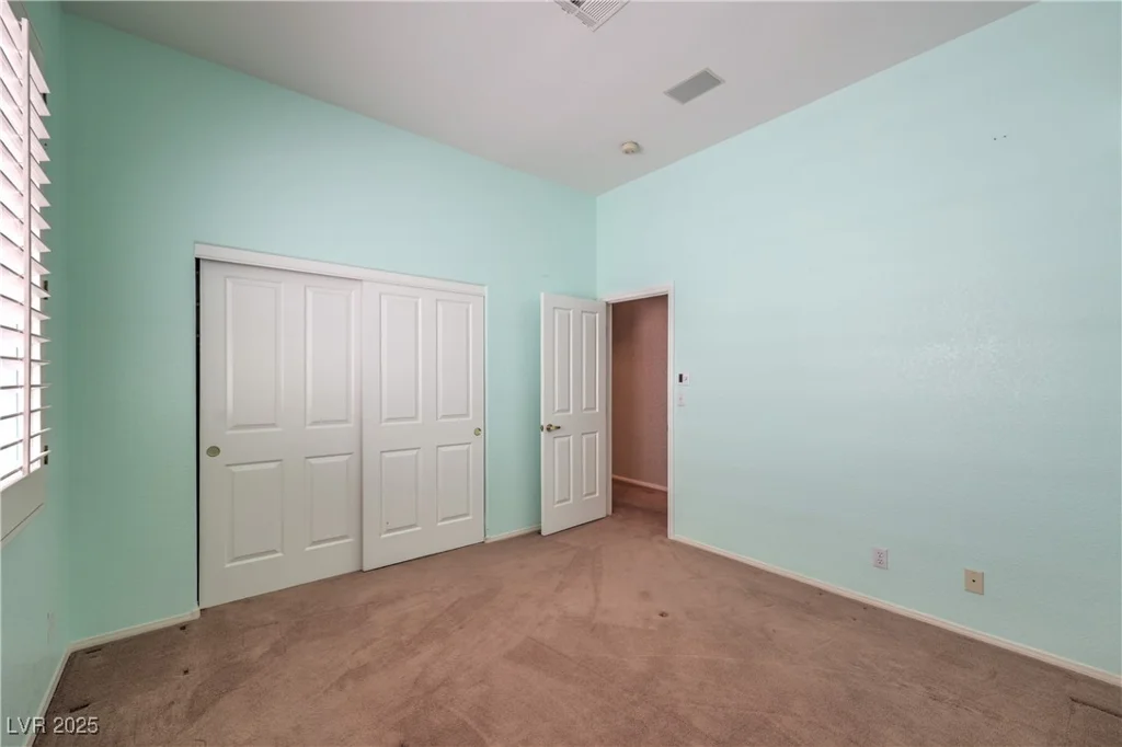 1601 Sun Ridge, Las Vegas, NV 89117