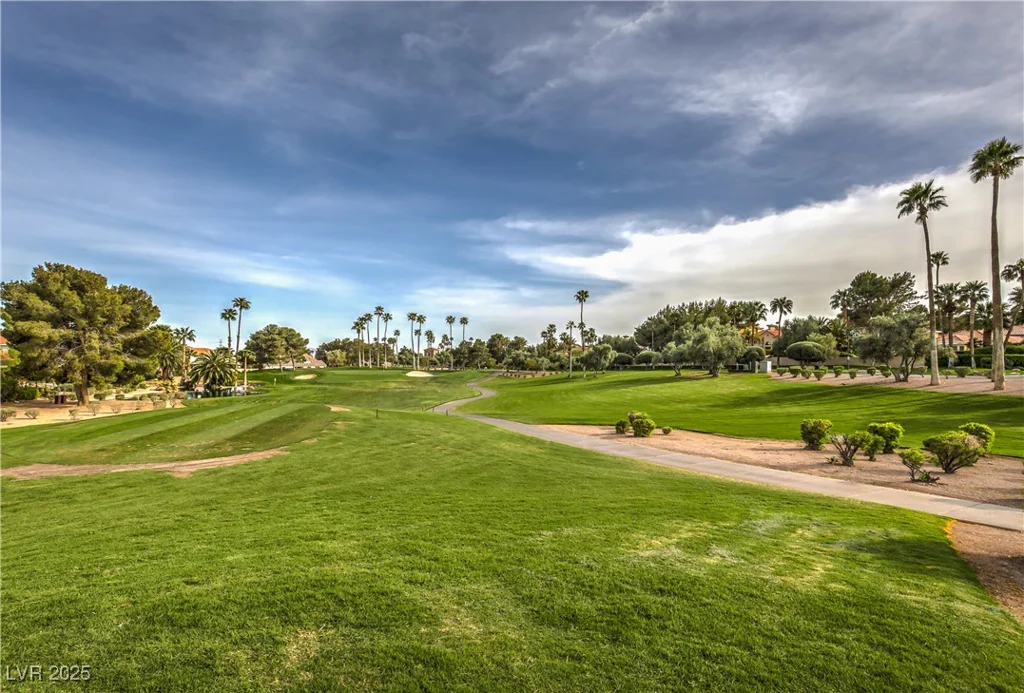 1601 Sun Ridge, Las Vegas, NV 89117
