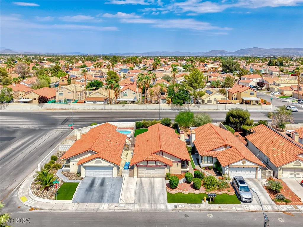 8262 Palmada, Las Vegas, NV 89123