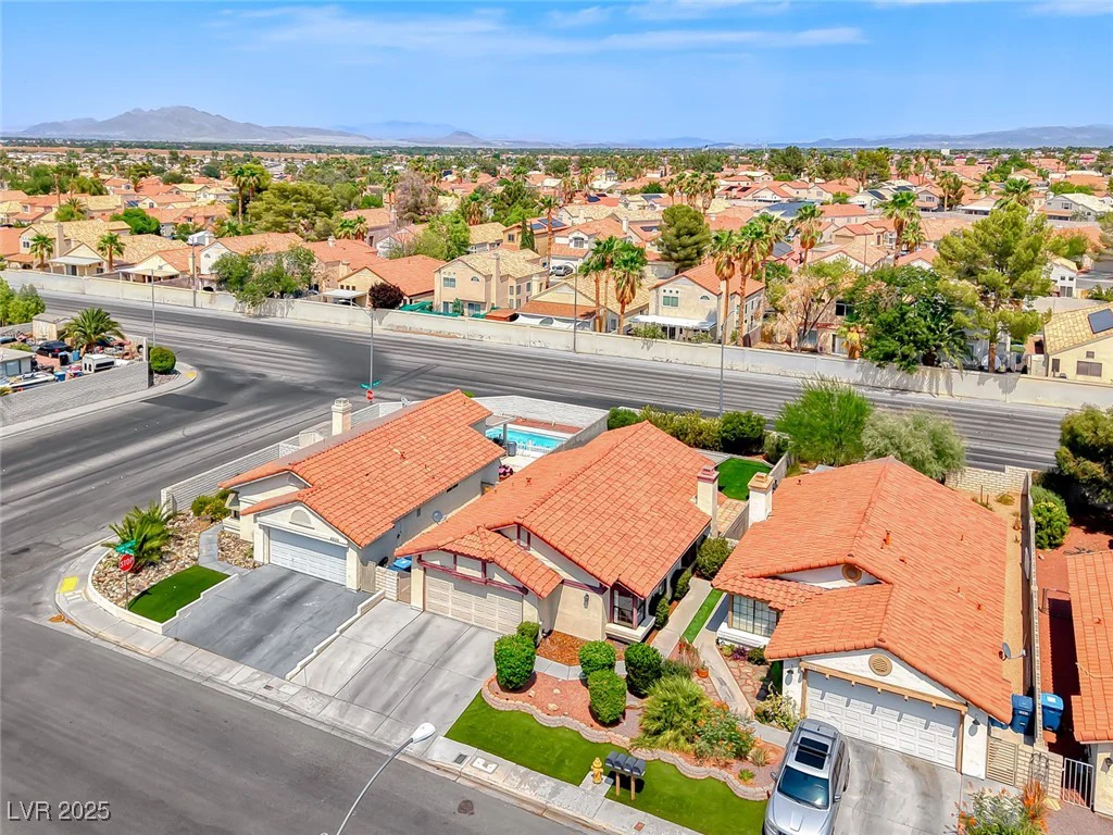 8262 Palmada, Las Vegas, NV 89123