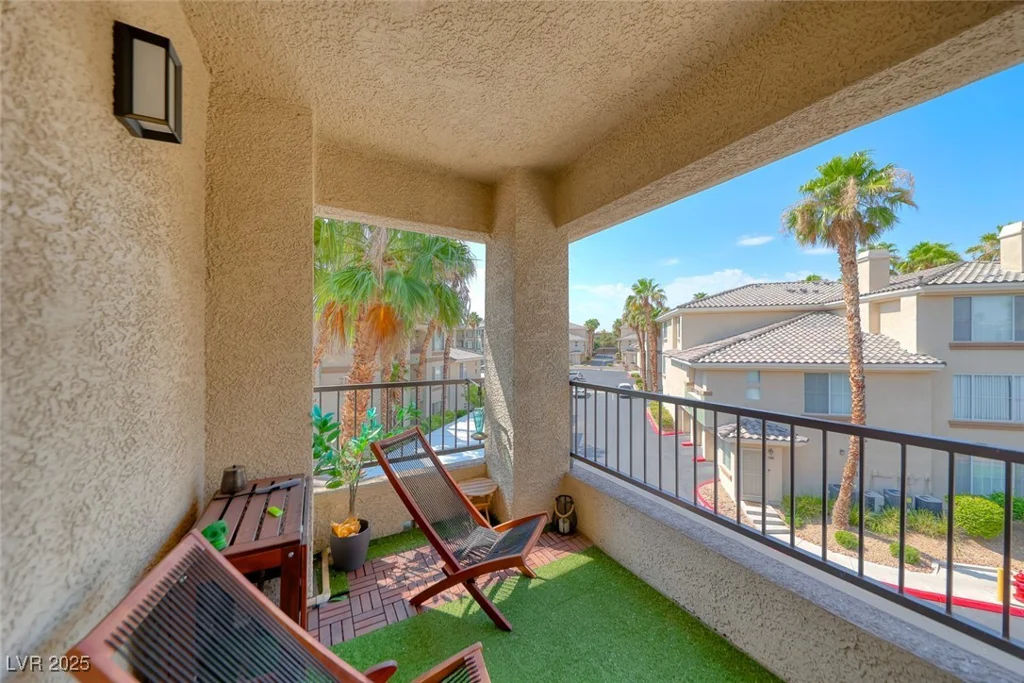 7173 Durango, Las Vegas, NV 89113