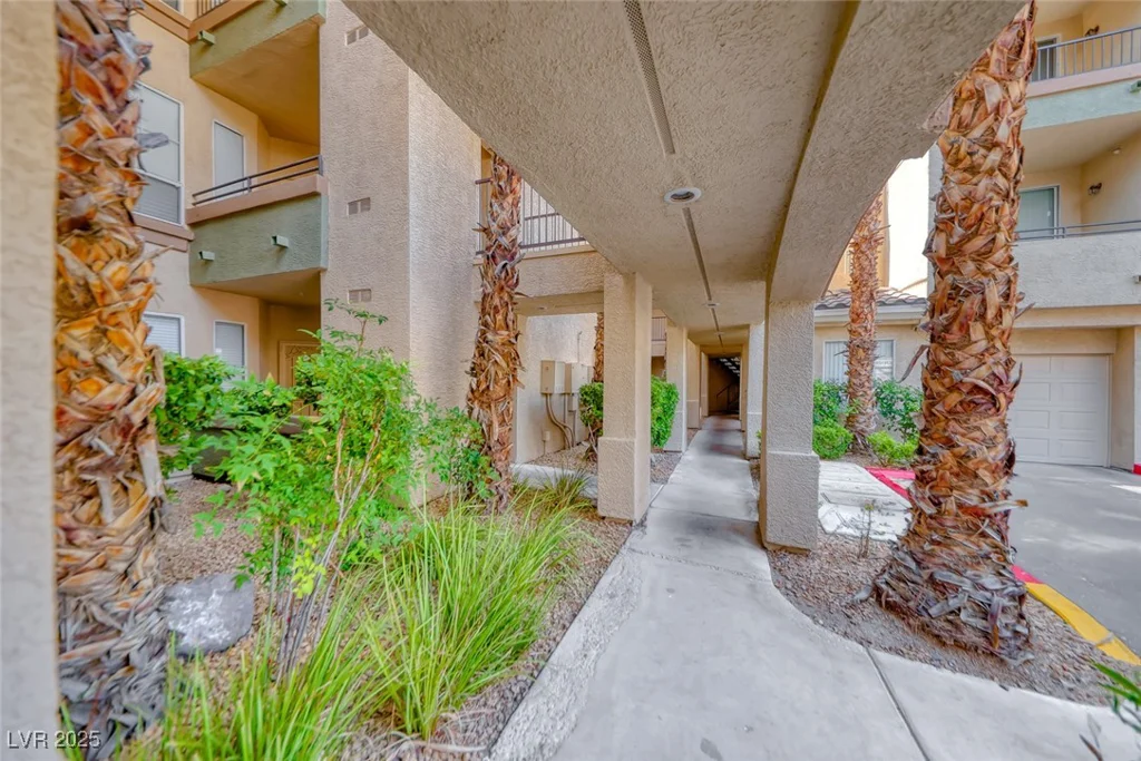 7173 Durango, Las Vegas, NV 89113