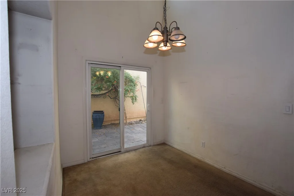 7322 Phlox, Las Vegas, NV 89113