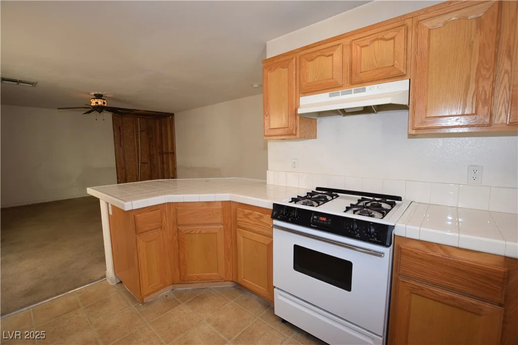 7322 Phlox, Las Vegas, NV 89113