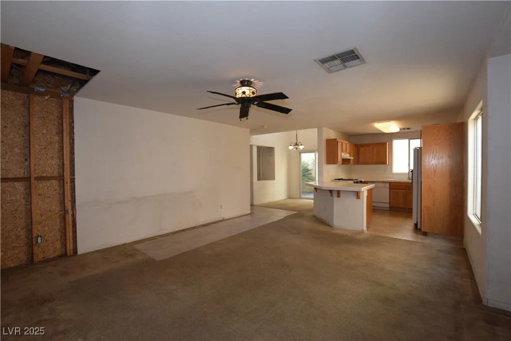 7322 Phlox, Las Vegas, NV 89113