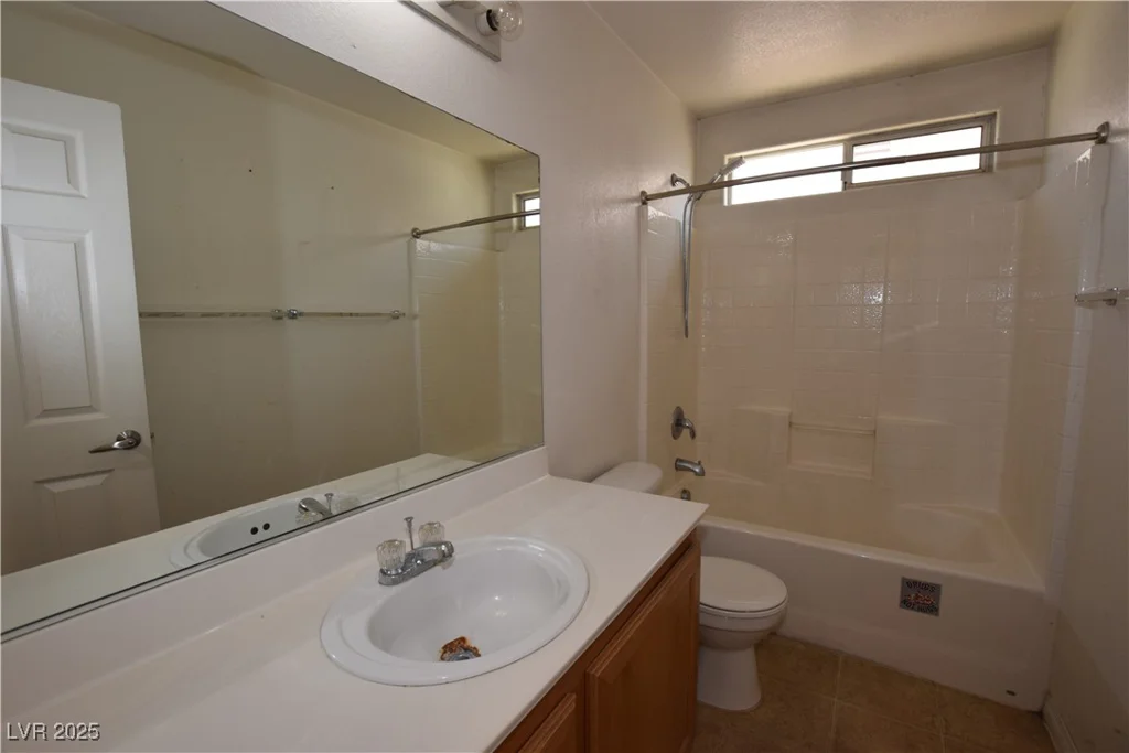 7322 Phlox, Las Vegas, NV 89113