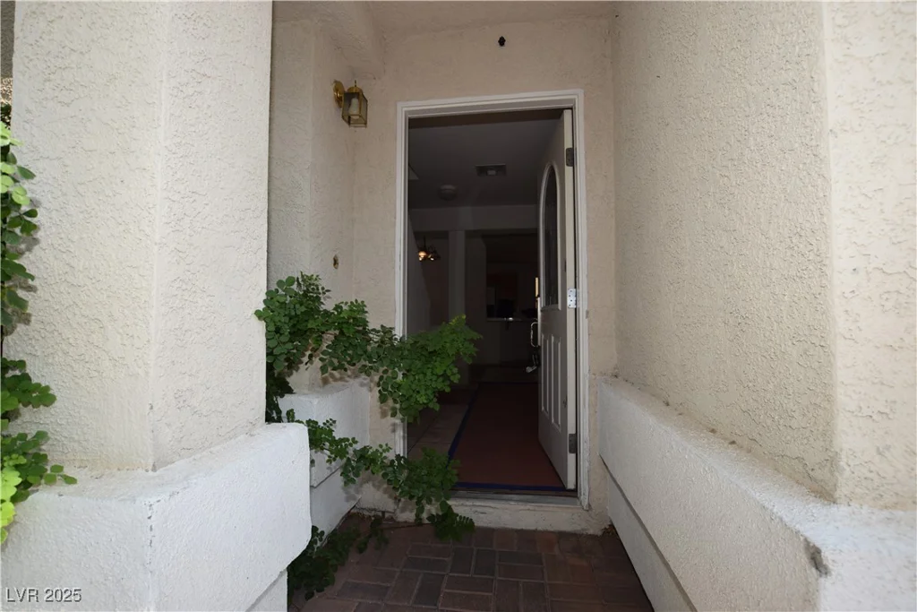 7322 Phlox, Las Vegas, NV 89113