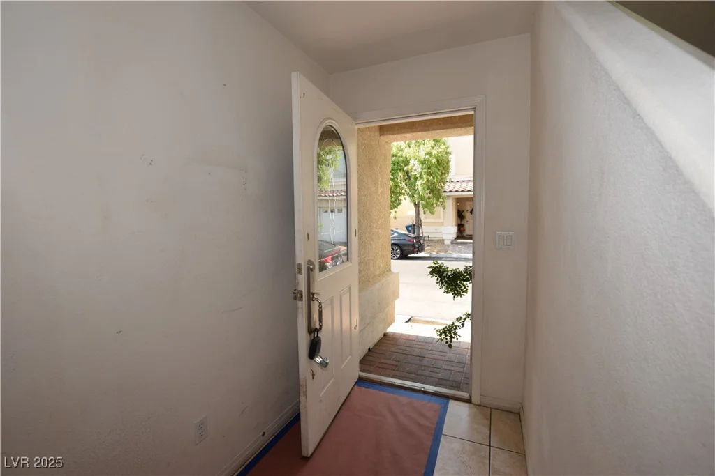 7322 Phlox, Las Vegas, NV 89113