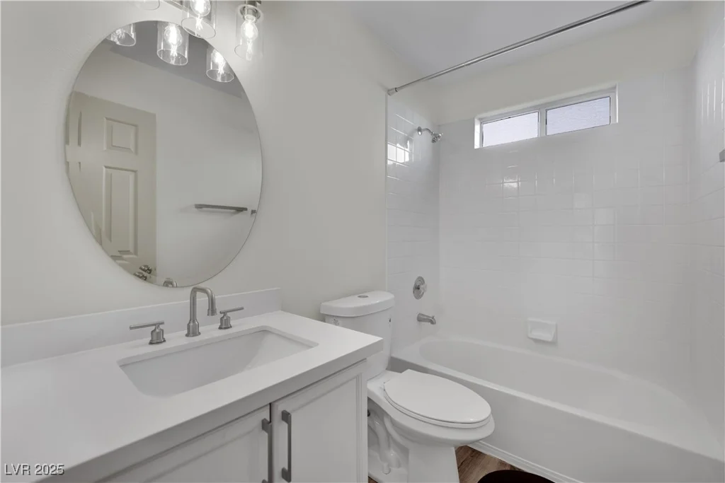 7921 Thorne Pine, Las Vegas, NV 89131