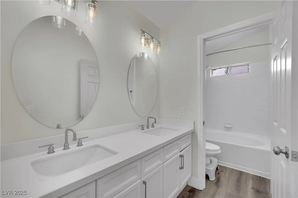 7921 Thorne Pine, Las Vegas, NV 89131