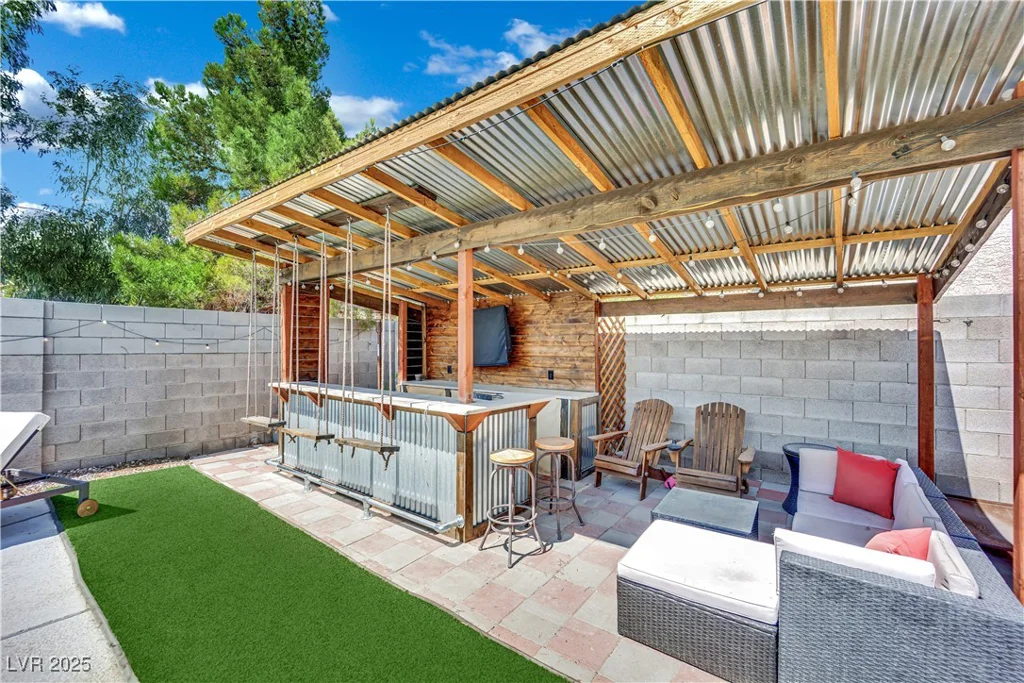 7921 Thorne Pine, Las Vegas, NV 89131