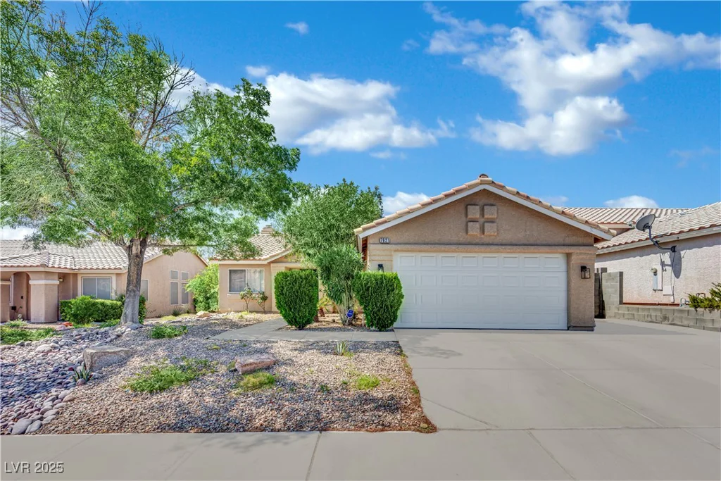 7921 Thorne Pine, Las Vegas, NV 89131