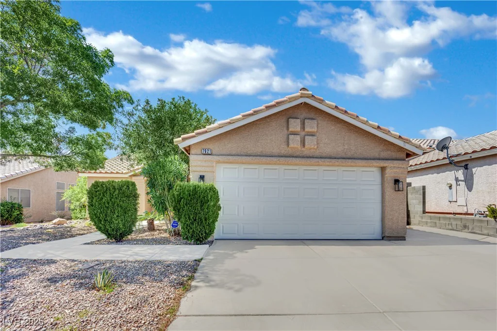 7921 Thorne Pine, Las Vegas, NV 89131