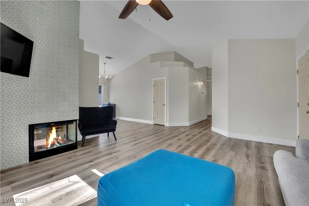 7921 Thorne Pine, Las Vegas, NV 89131