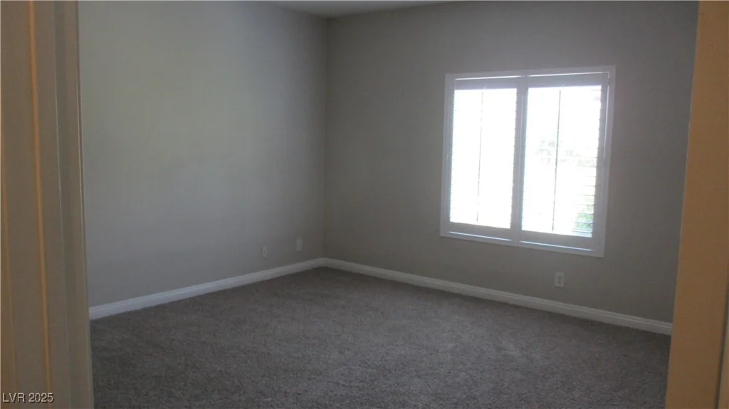 4821 Black Bear, Las Vegas, NV 89149