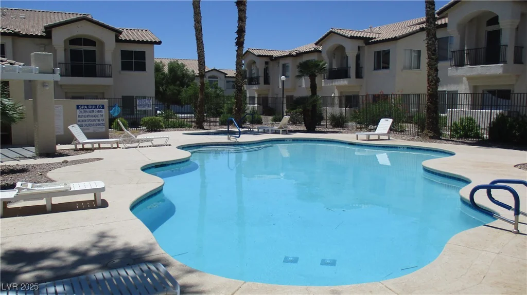 4821 Black Bear, Las Vegas, NV 89149