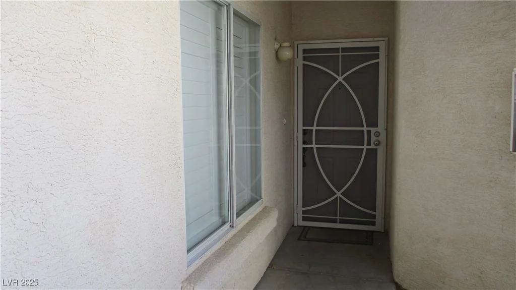4821 Black Bear, Las Vegas, NV 89149