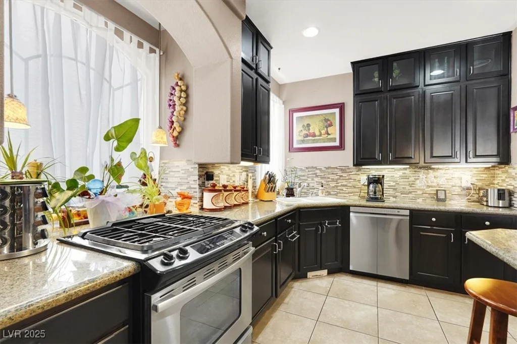 6771 Flamenco, Las Vegas, NV 89139