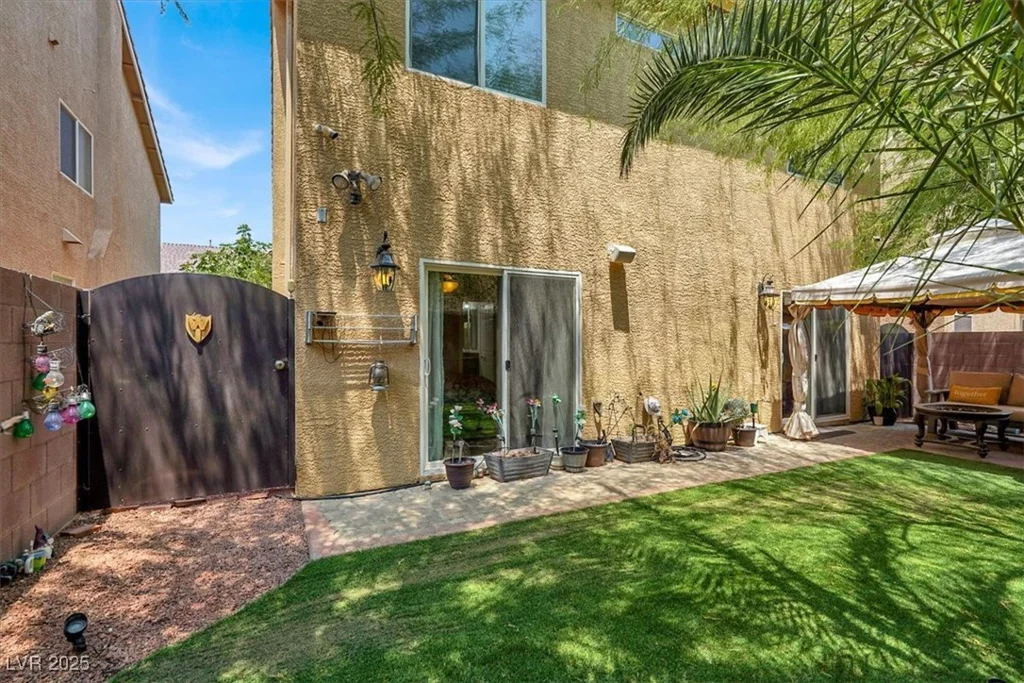 6771 Flamenco, Las Vegas, NV 89139