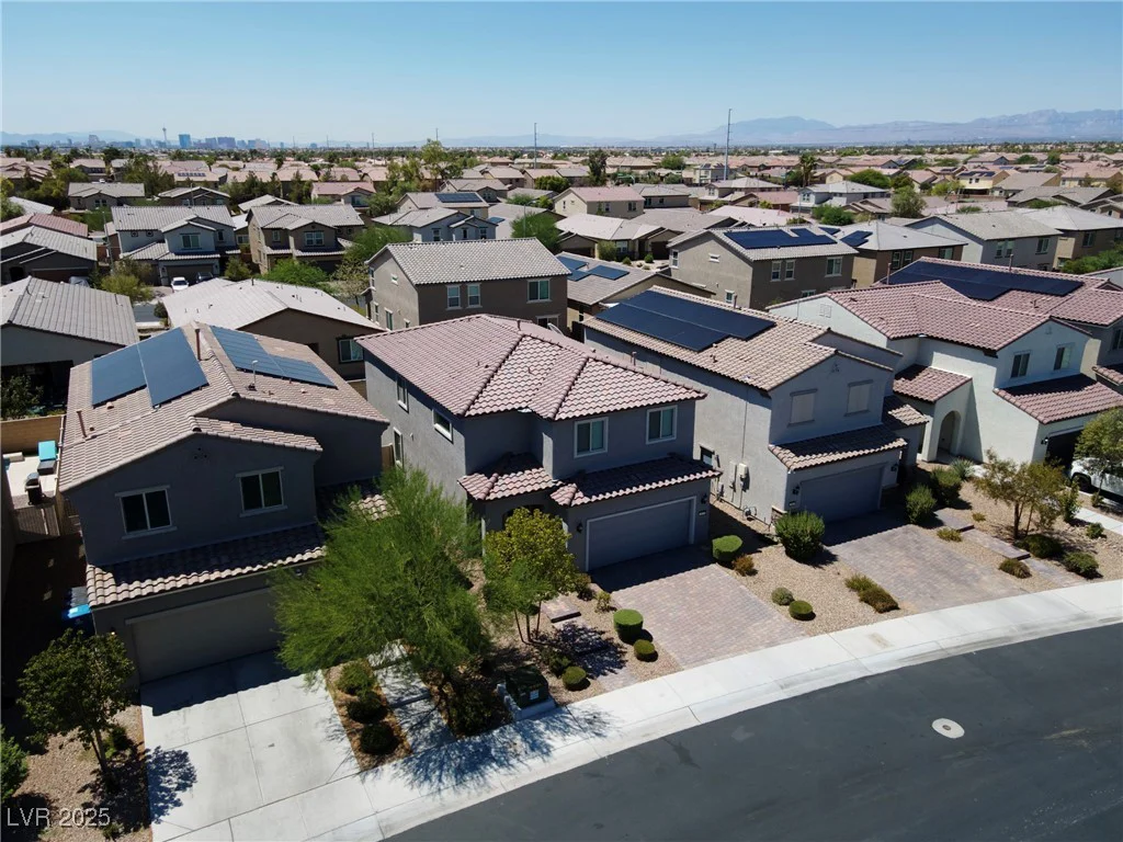 137 Thorntree, North Las Vegas, NV 89031