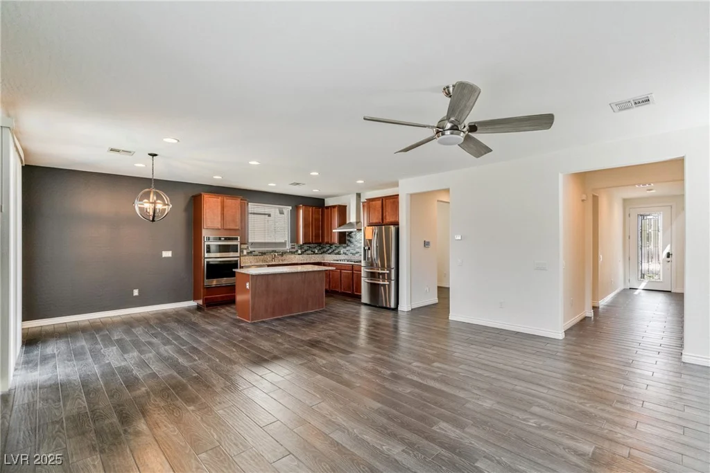 137 Thorntree, North Las Vegas, NV 89031