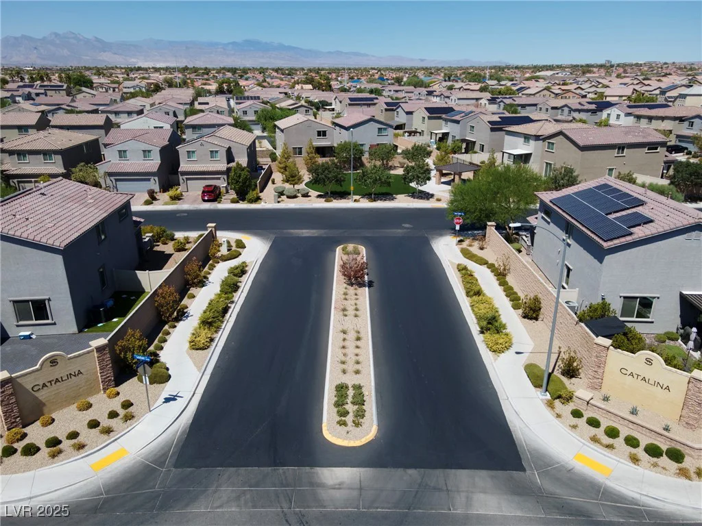 137 Thorntree, North Las Vegas, NV 89031
