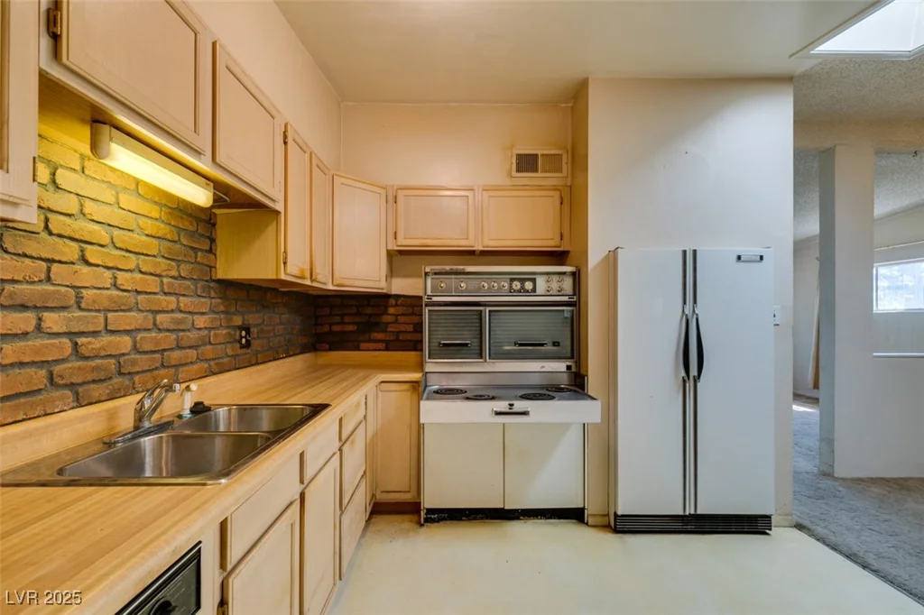 4909 Cannon, Las Vegas, NV 89108