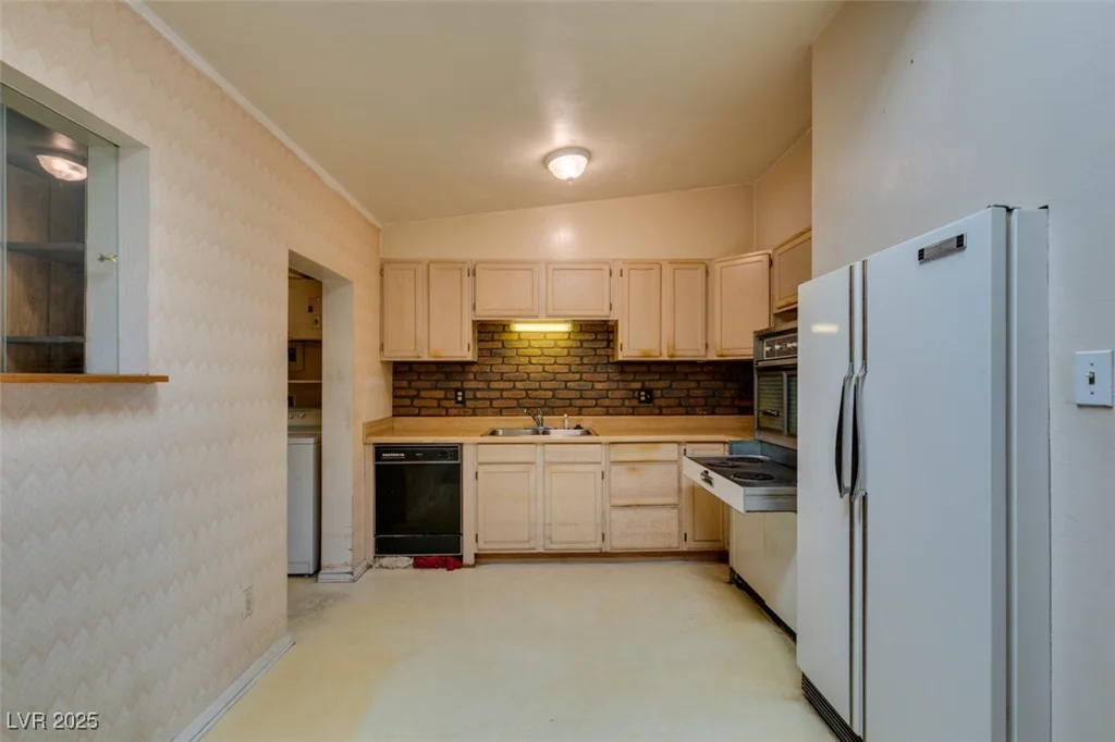 4909 Cannon, Las Vegas, NV 89108