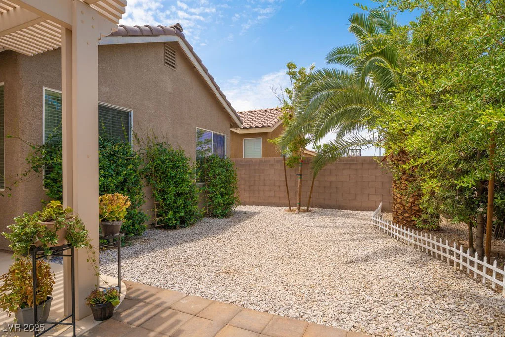 7559 Chambery Cove, Las Vegas, NV 89123