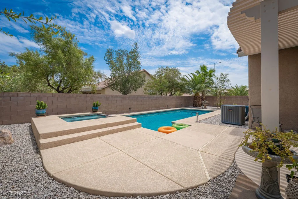 7559 Chambery Cove, Las Vegas, NV 89123