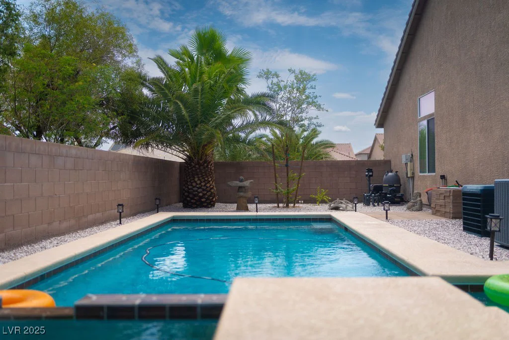 7559 Chambery Cove, Las Vegas, NV 89123