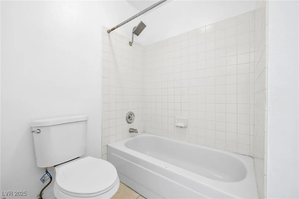 1965 James Bilbray, Las Vegas, NV 89108