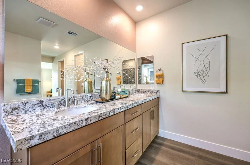1313 William Lake, North Las Vegas, NV 89084