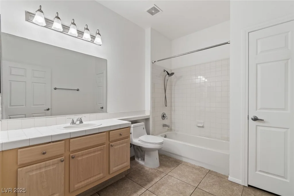 5250 Rainbow, Las Vegas, NV 89118