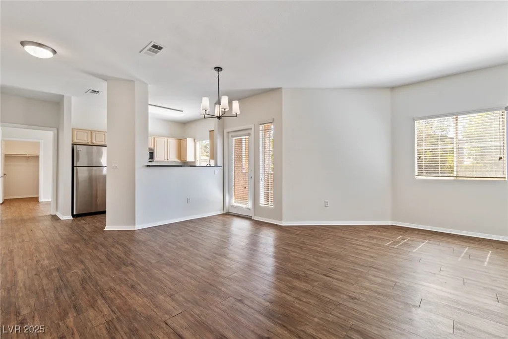 5250 Rainbow, Las Vegas, NV 89118
