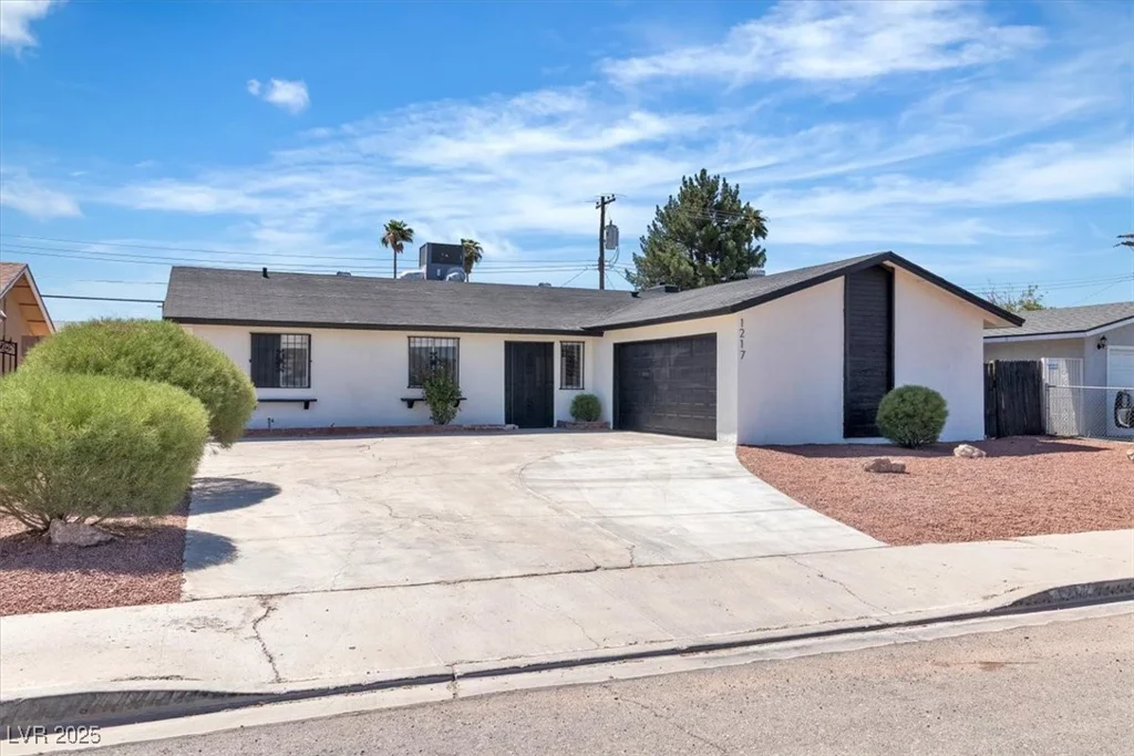 1217 Tonopah, Las Vegas, NV 89106