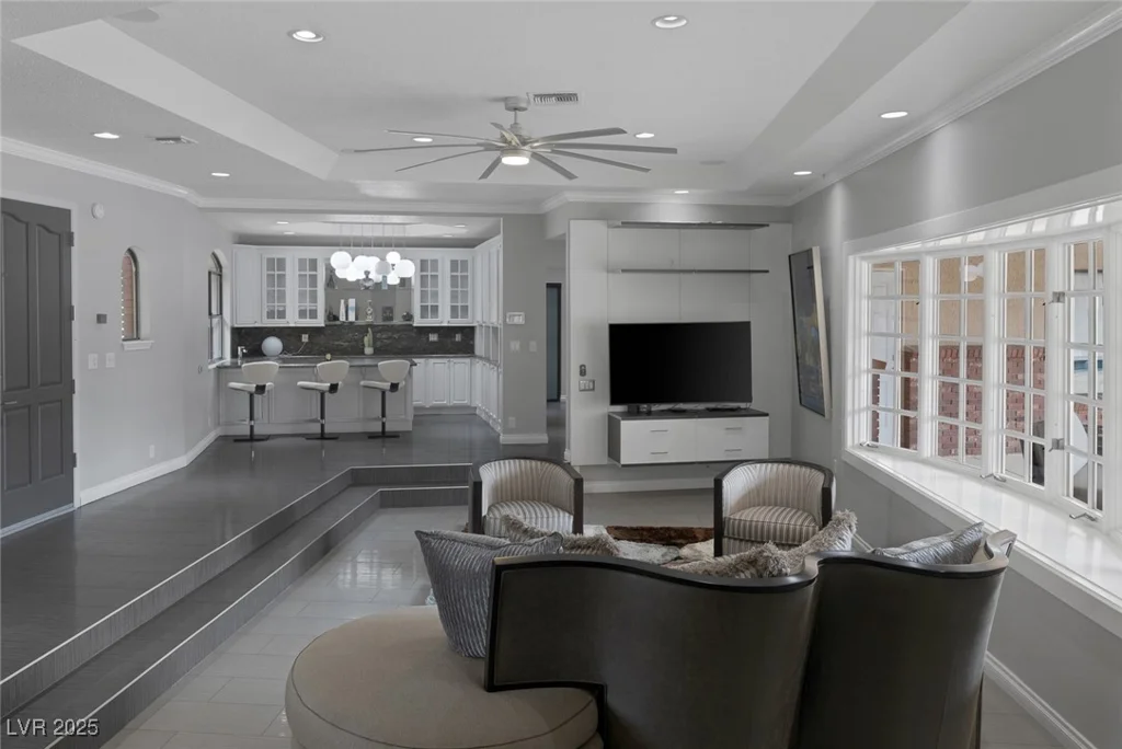 9 Quail Run, Henderson, NV 89014