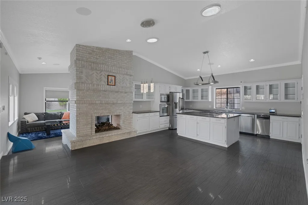 9 Quail Run, Henderson, NV 89014