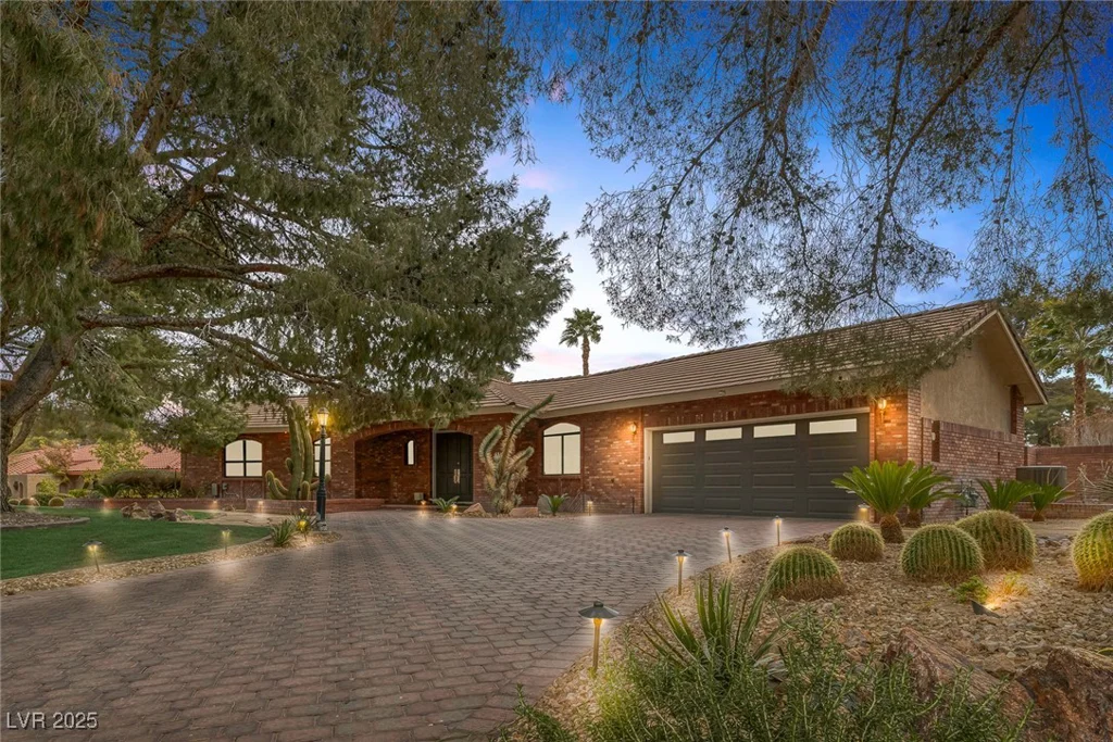 9 Quail Run, Henderson, NV 89014